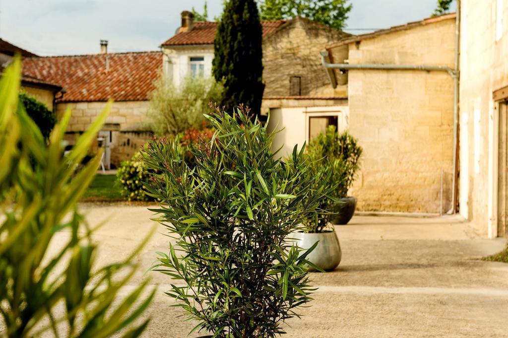 Bed and Breakfast Chateau La Mothe Du Barry Moulon-sur-Dordogne Exterior foto