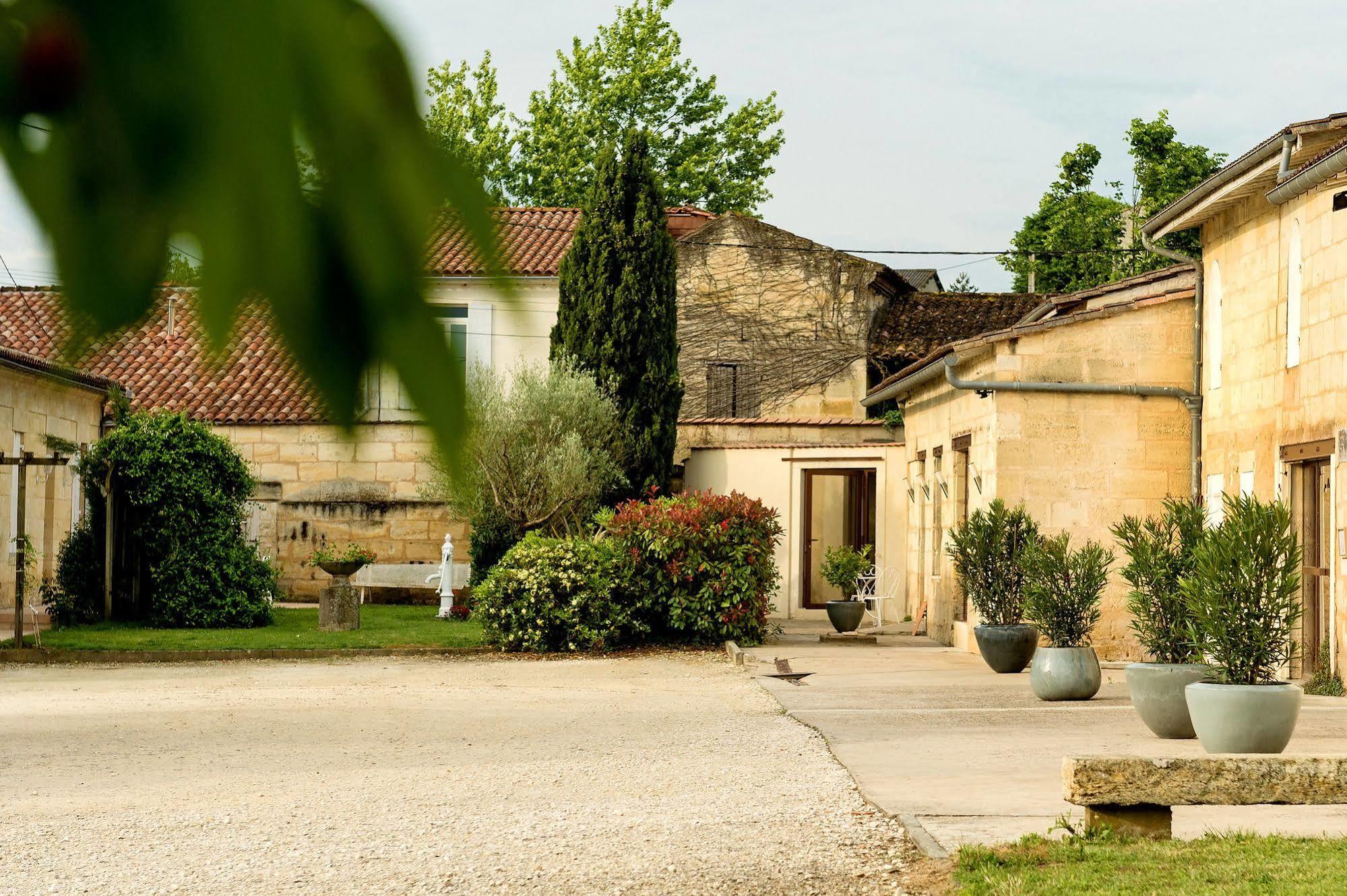 Bed and Breakfast Chateau La Mothe Du Barry Moulon-sur-Dordogne Exterior foto